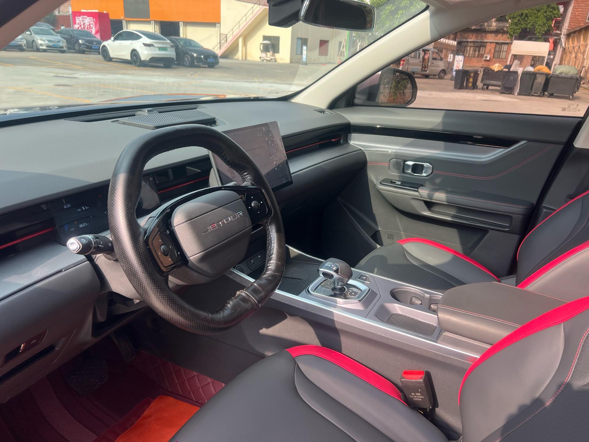 JETOUR 2026 Dasheng 1.5T Youth Luxury Edition