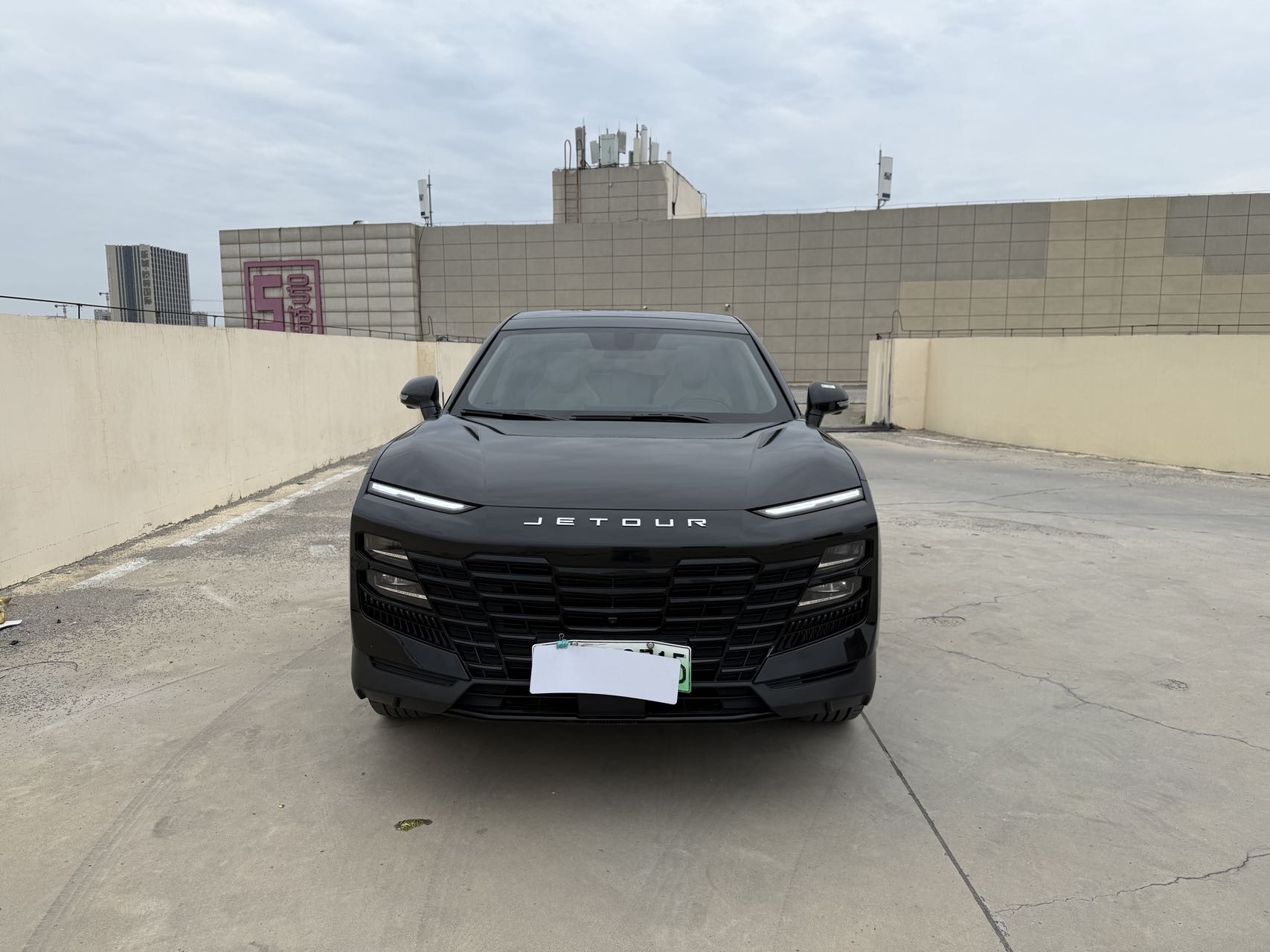 JETOUR 2022 Dasheng i-DM 1.5T Lightning 01