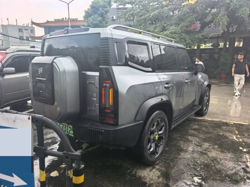 捷途 2024款 山海T2 C-DM 1.5T 208KM 山野版