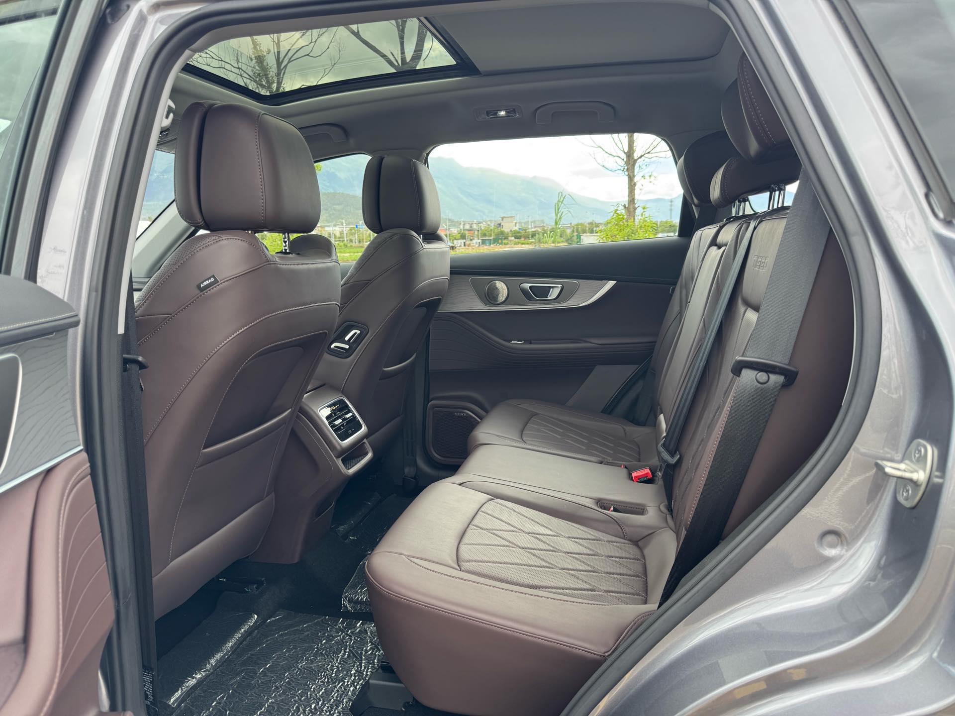 Chery 2025 Tiggo 8 PRO 1.6T 290T 2WD Premium