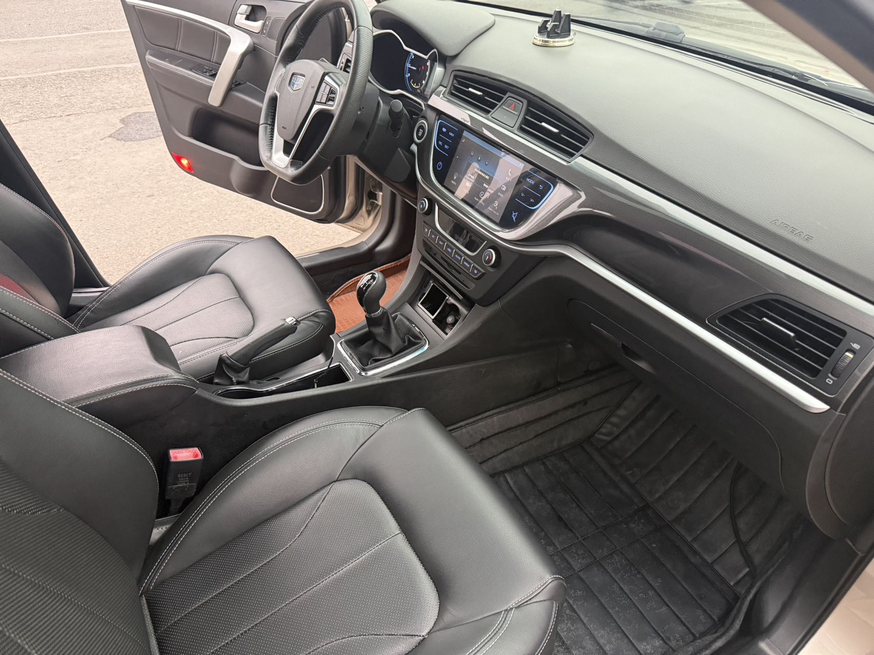 Geely 2017 Emgrand Sedan 1.5 Million Edition Upward Connectivity