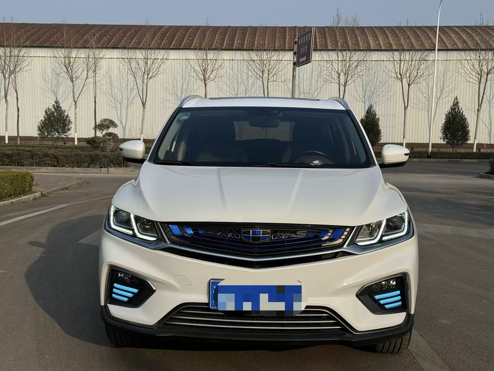 吉利 2019款 缤越 1.5T 260T 运动款 游侠