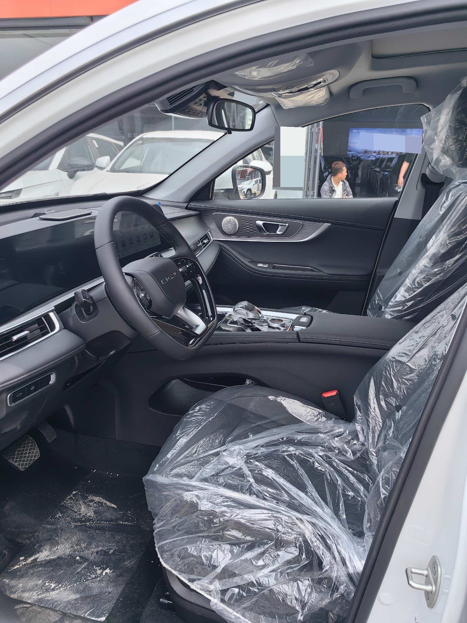 奇瑞 2025款 瑞虎8 PRO 1.6T 290T 两驱豪华+