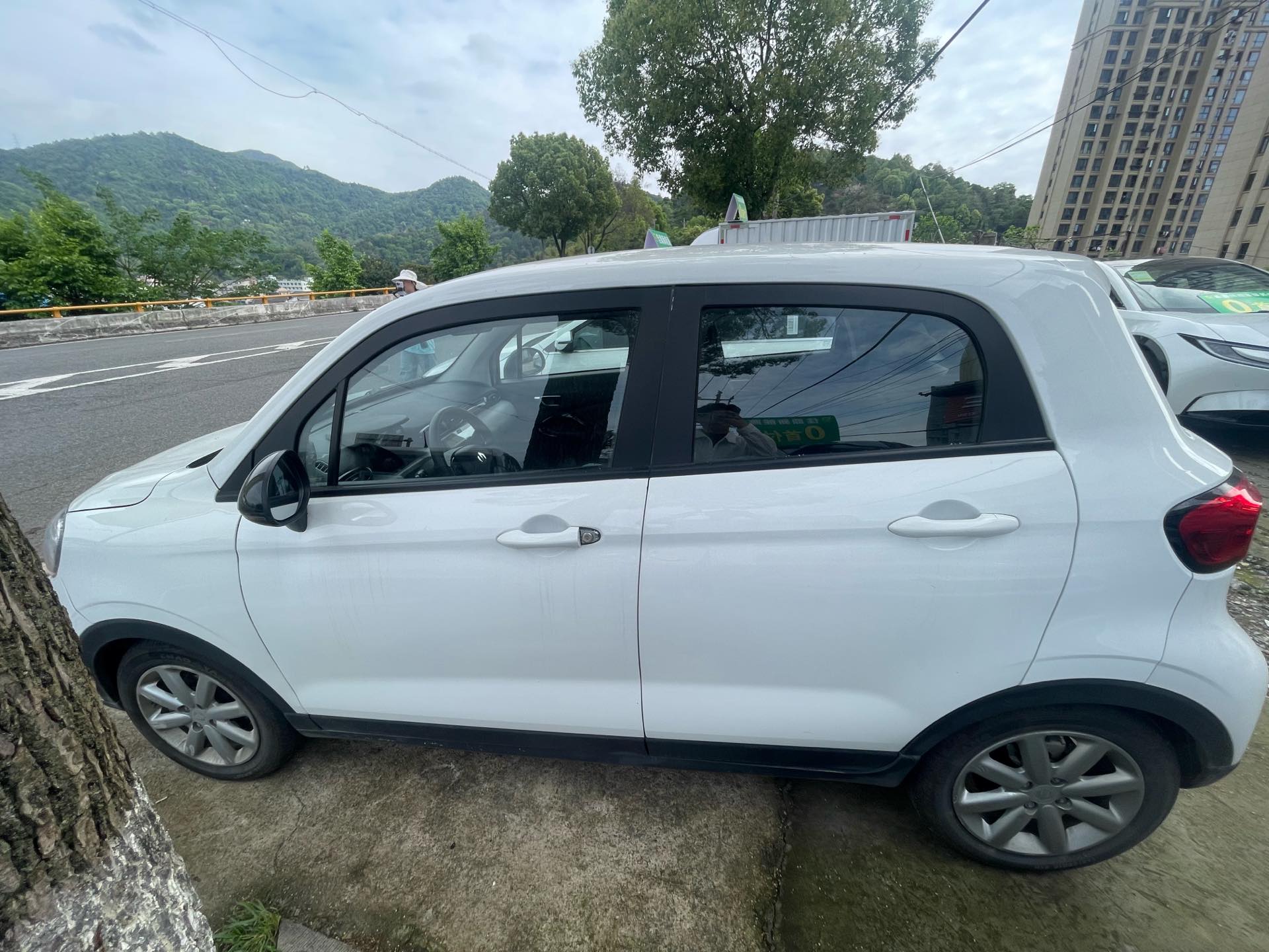 Leapmotor 2022 T03 Agate Edition