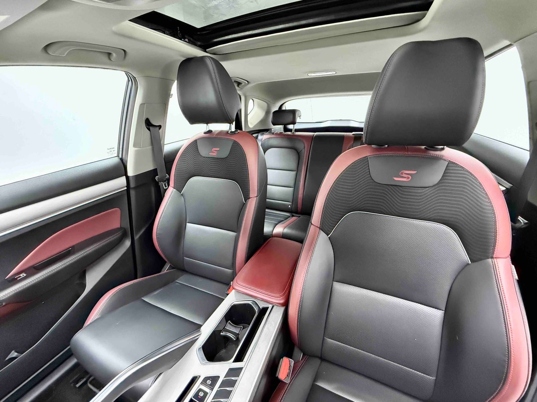 Geely 2021 Coolray 1.4T Diamond Edition