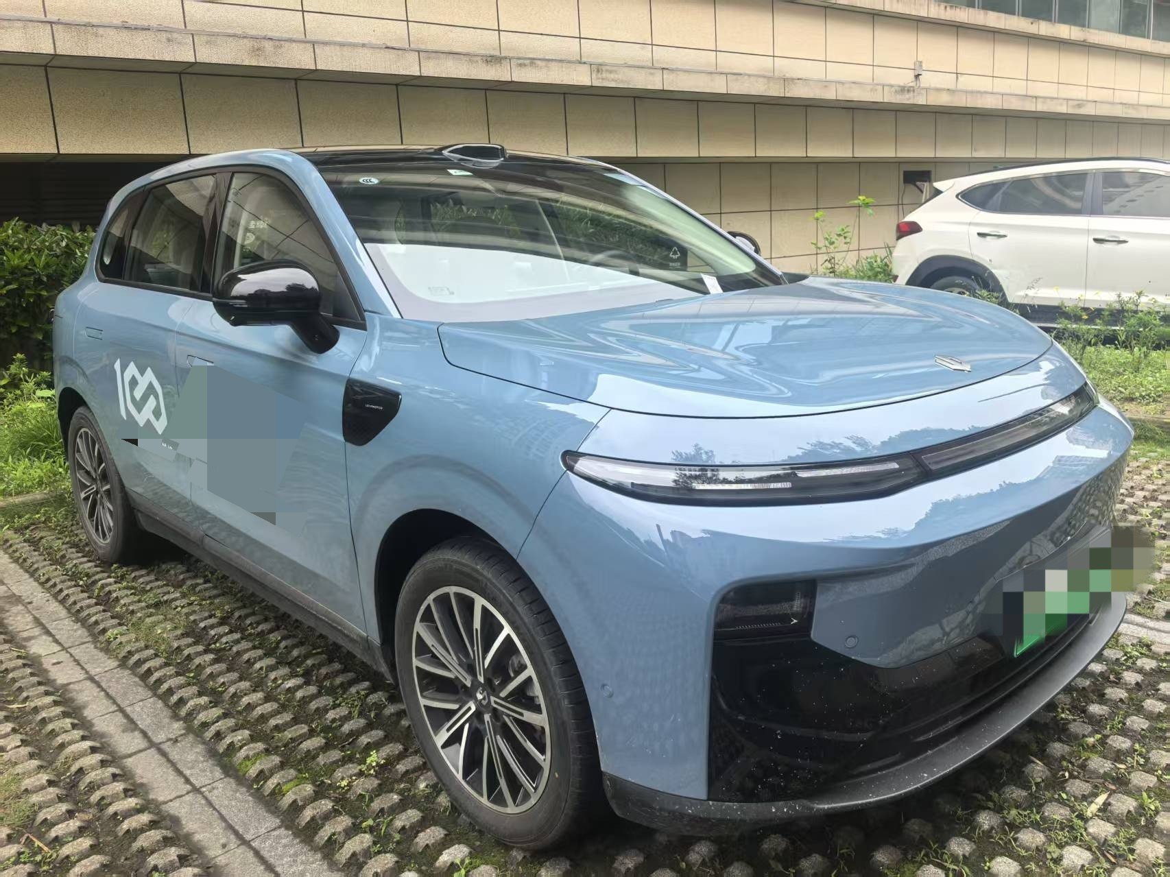 零跑 2025款 B10 510悦享智驾版