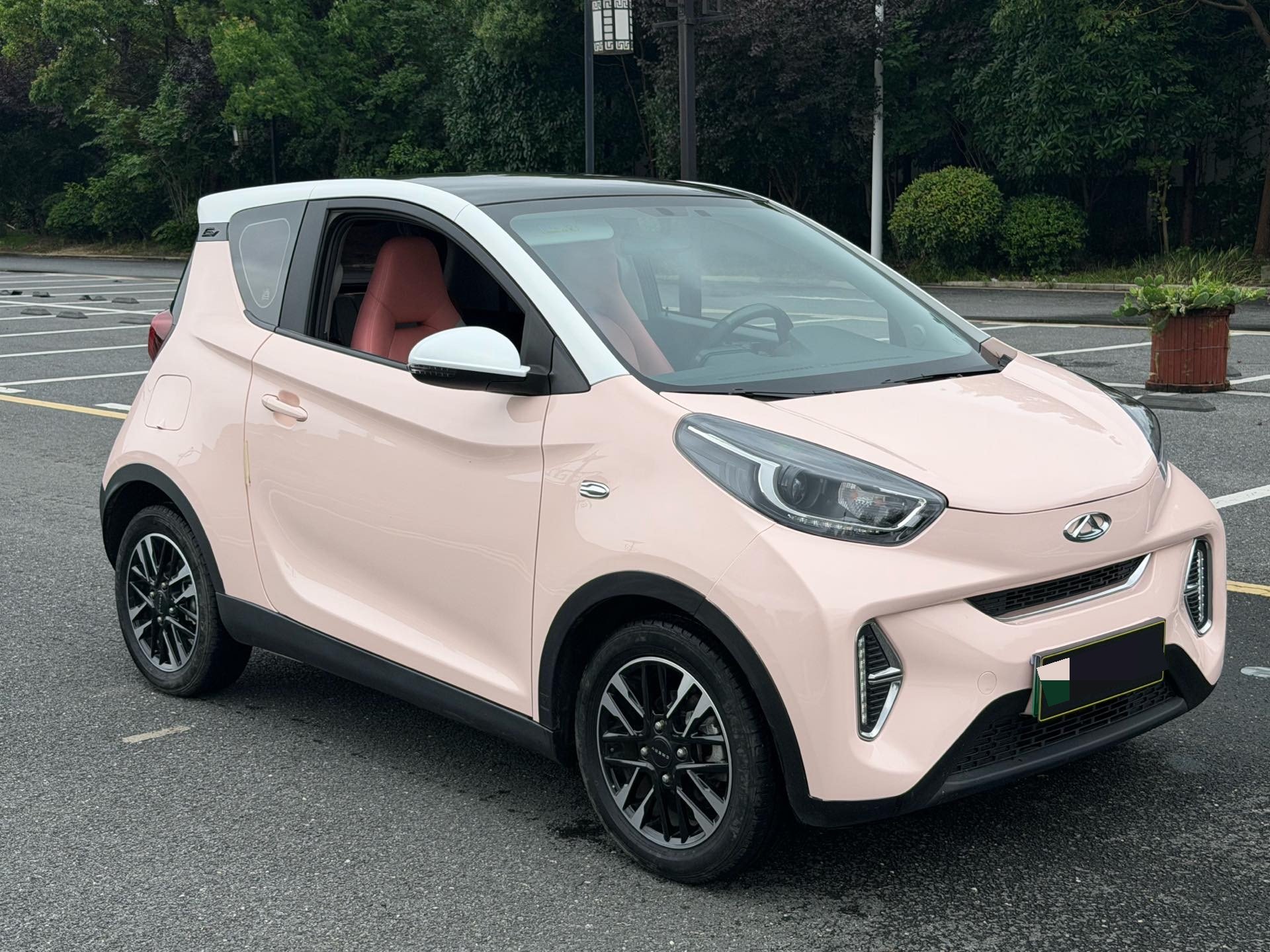 奇瑞 2022款 eQ1 甜粉款 半糖版 磷酸铁锂 30kW 301km(改款)