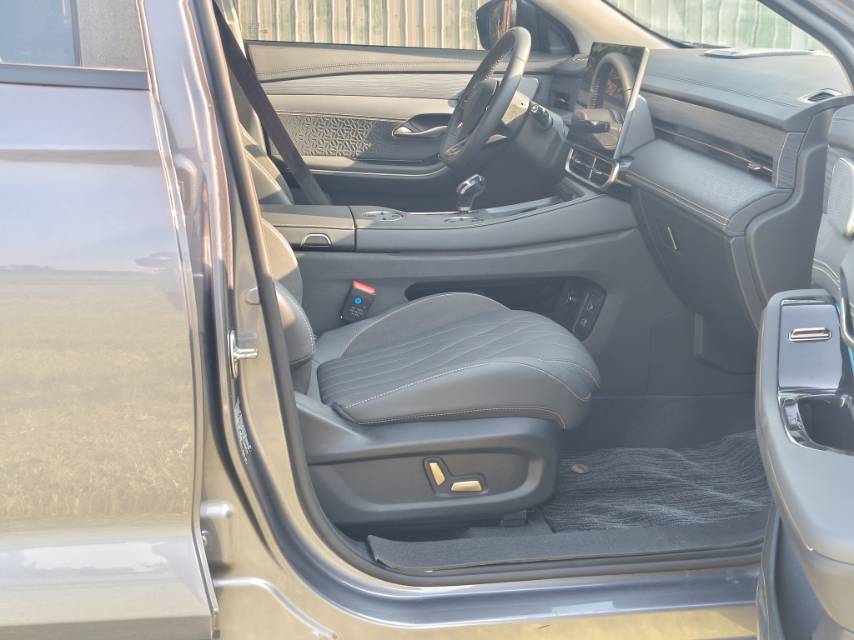 JETOUR 2023 Shanhai L9 1.5TD Pro 7-Seater