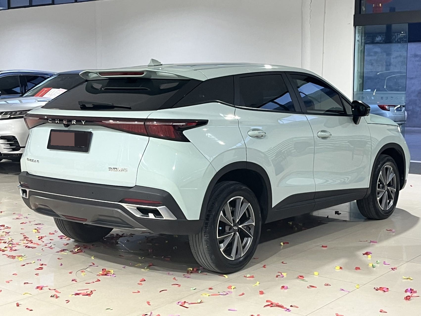 奇瑞 2022款 欧萌达 1.5T 无级 拓界版