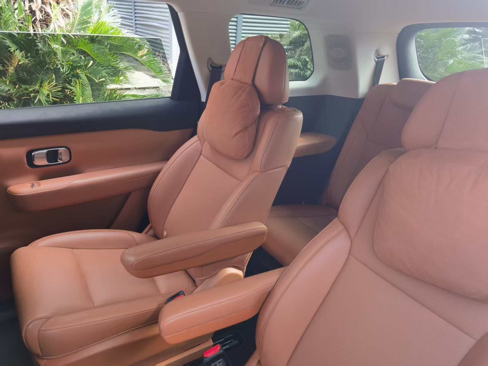 Leapmotor 2026 C16 280 LiDAR Zhizun Edition 6-Seater