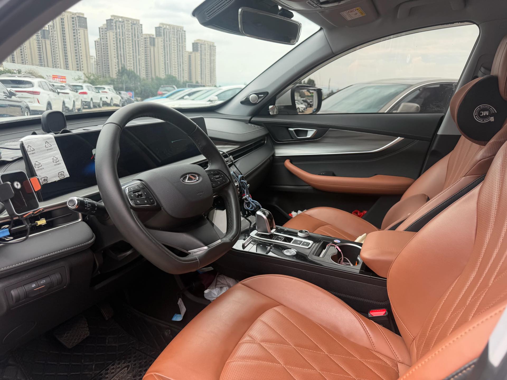 奇瑞 2022款 瑞虎8 PLUS 1.6TGDI 290TGDI 豪享版