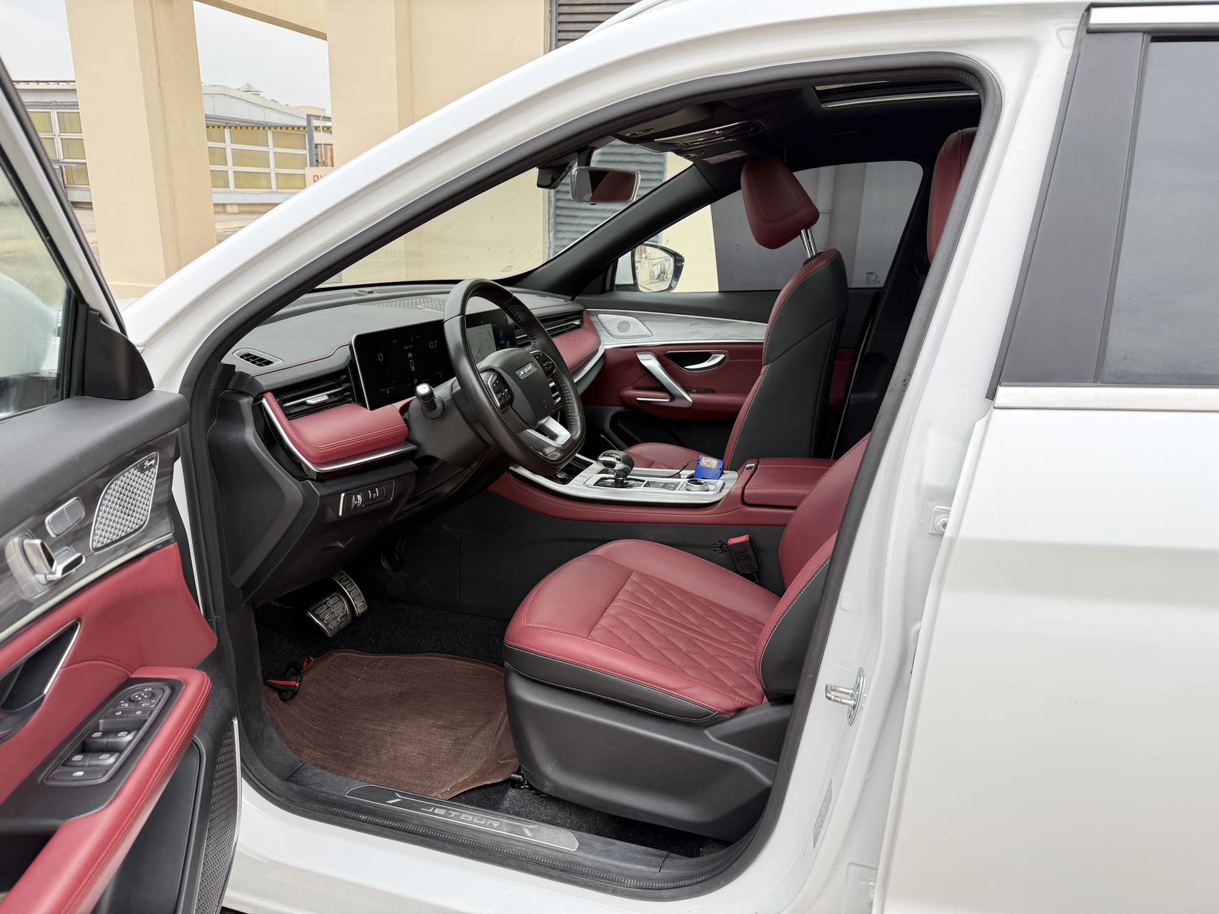 JETOUR 2023 X70 PLUS 1.5T Yongzhe PLUS 5-Seater