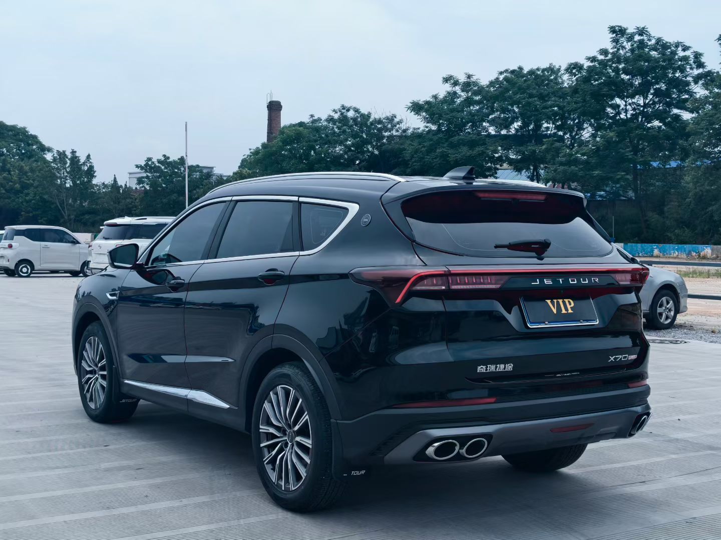 JETOUR 2024 X70 PLUS 1.5T Champion Edition MAX 7-Seater