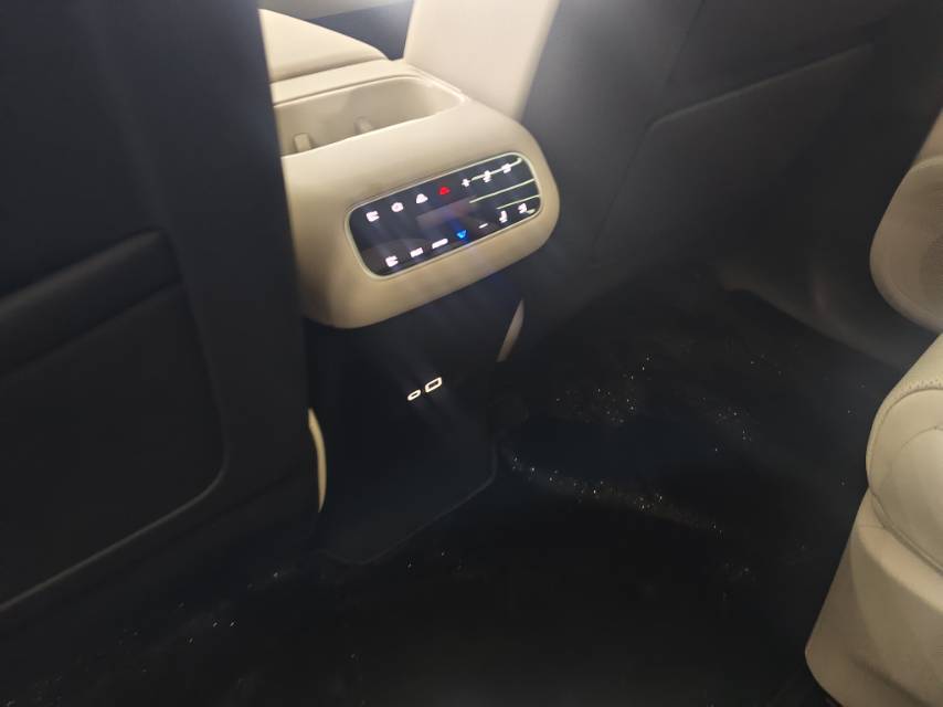 Leapmotor 2024 C16 200 Deluxe Edition