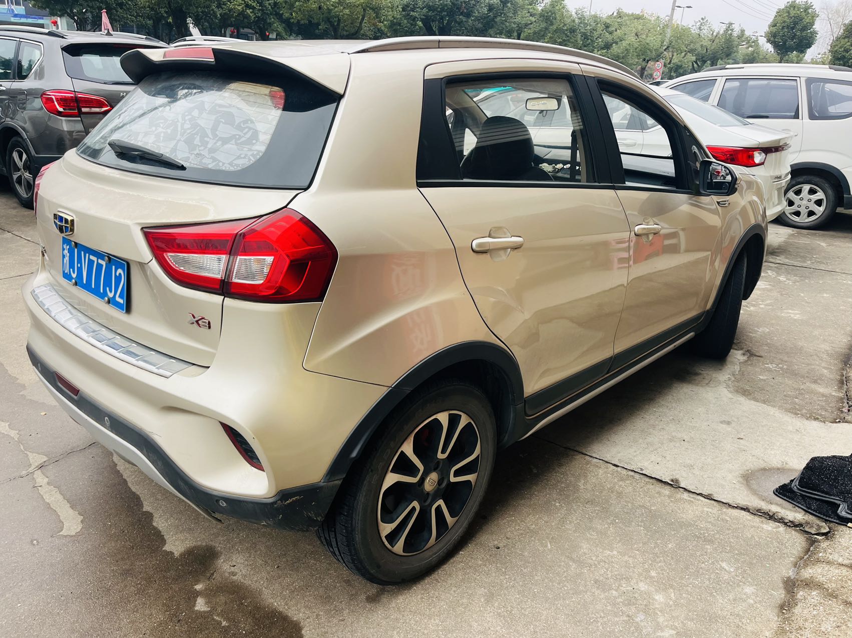 吉利 2017款 远景X3 1.5 尊贵型