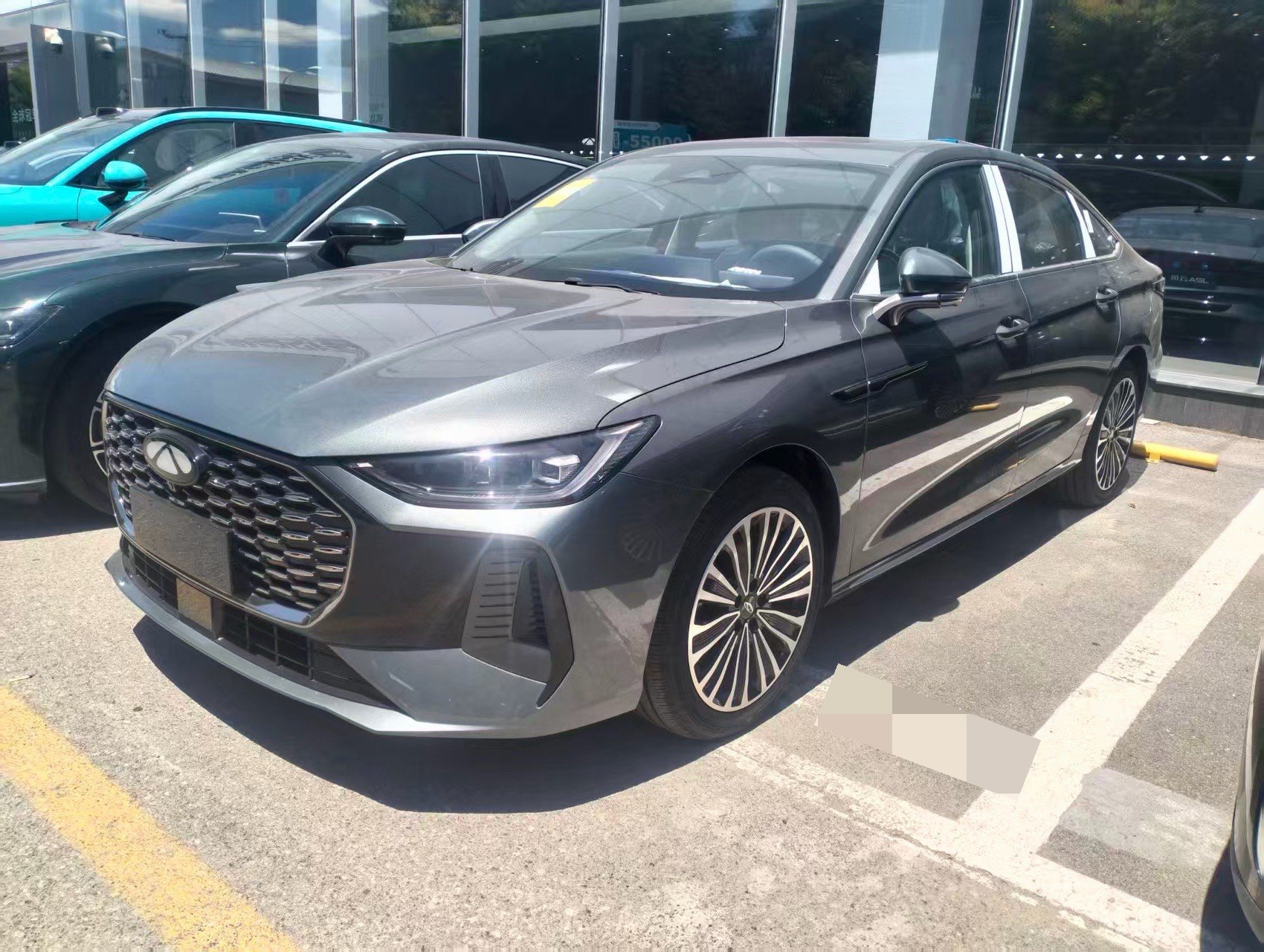 奇瑞 2025款 风云A8L 1.5TGDI 145km 豪华型