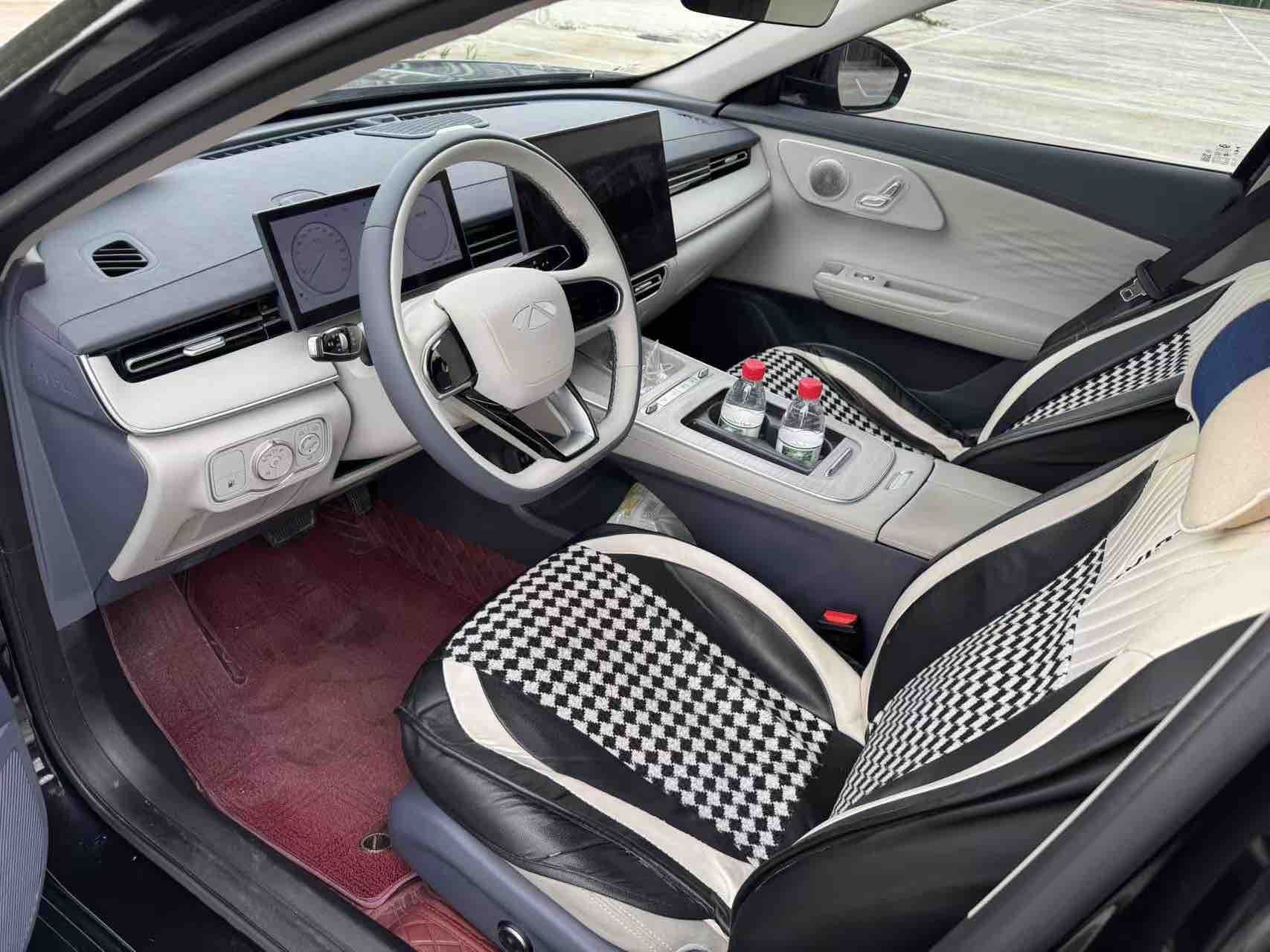 奇瑞 2025款 风云A8L 1.5TGDI 145km 豪华型