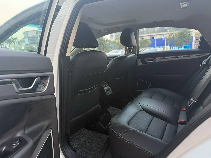 Geely 2019 Emgrand GL 1.4T CVT Elite Smart Edition