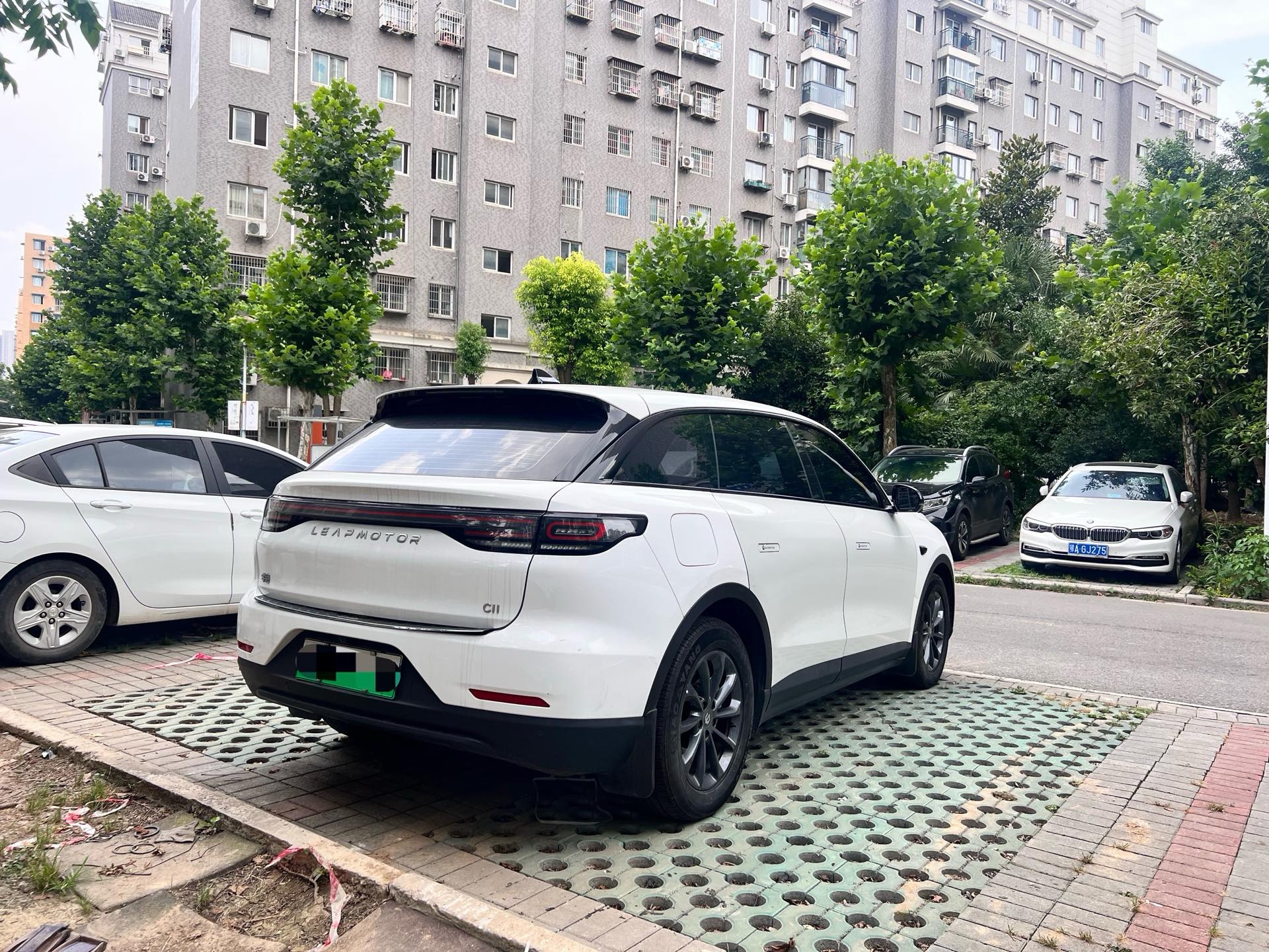 零跑 2023款 C11 180 舒享版