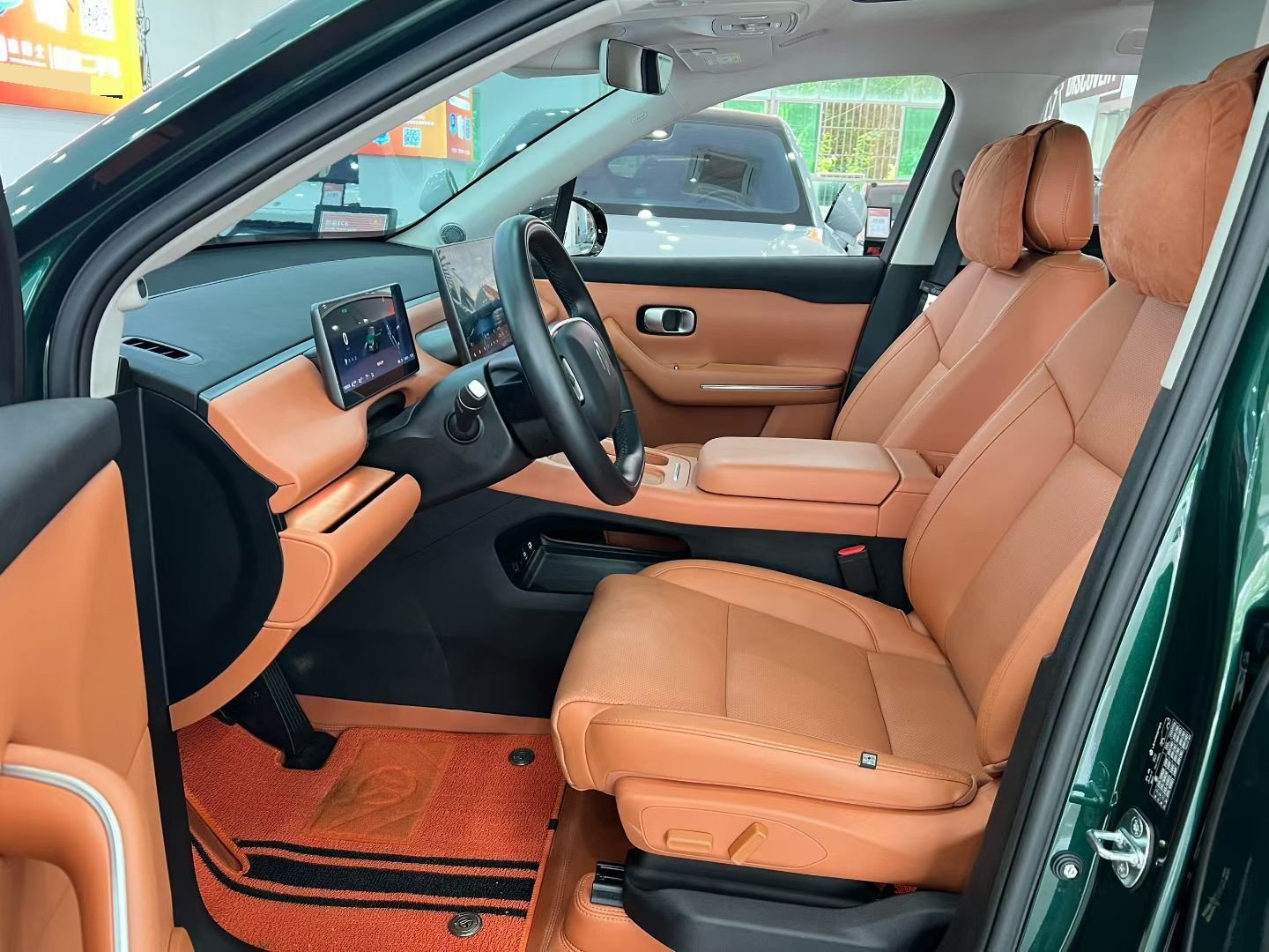 Leapmotor 2024 C16 200 Deluxe Edition