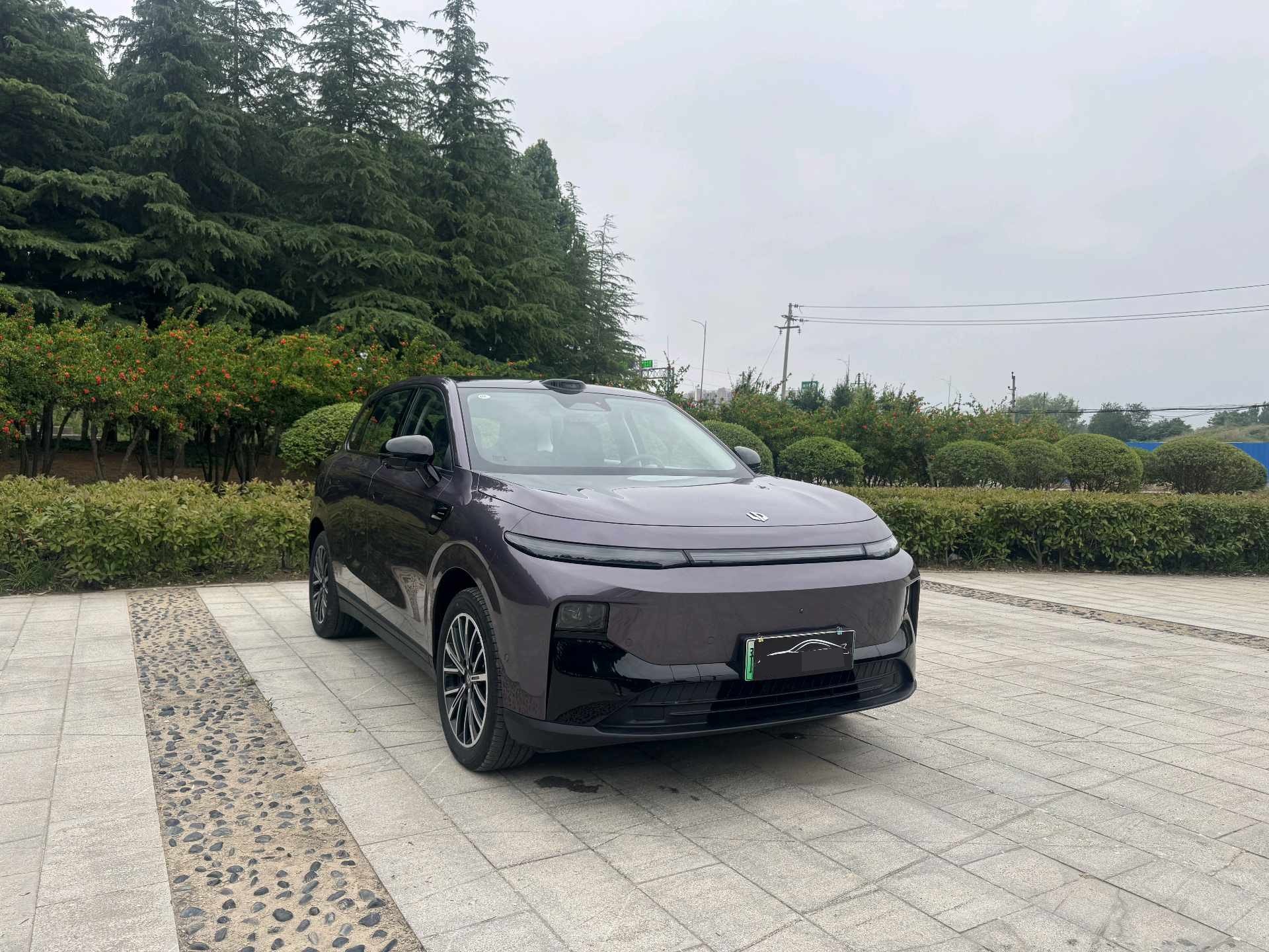 零跑 2025款 B10 510激光雷达智驾版