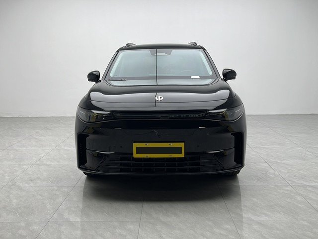 零跑 2024款 C16 200尊享版