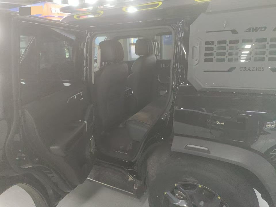 捷途 2023款 旅行者 2.0T 四驱穿越