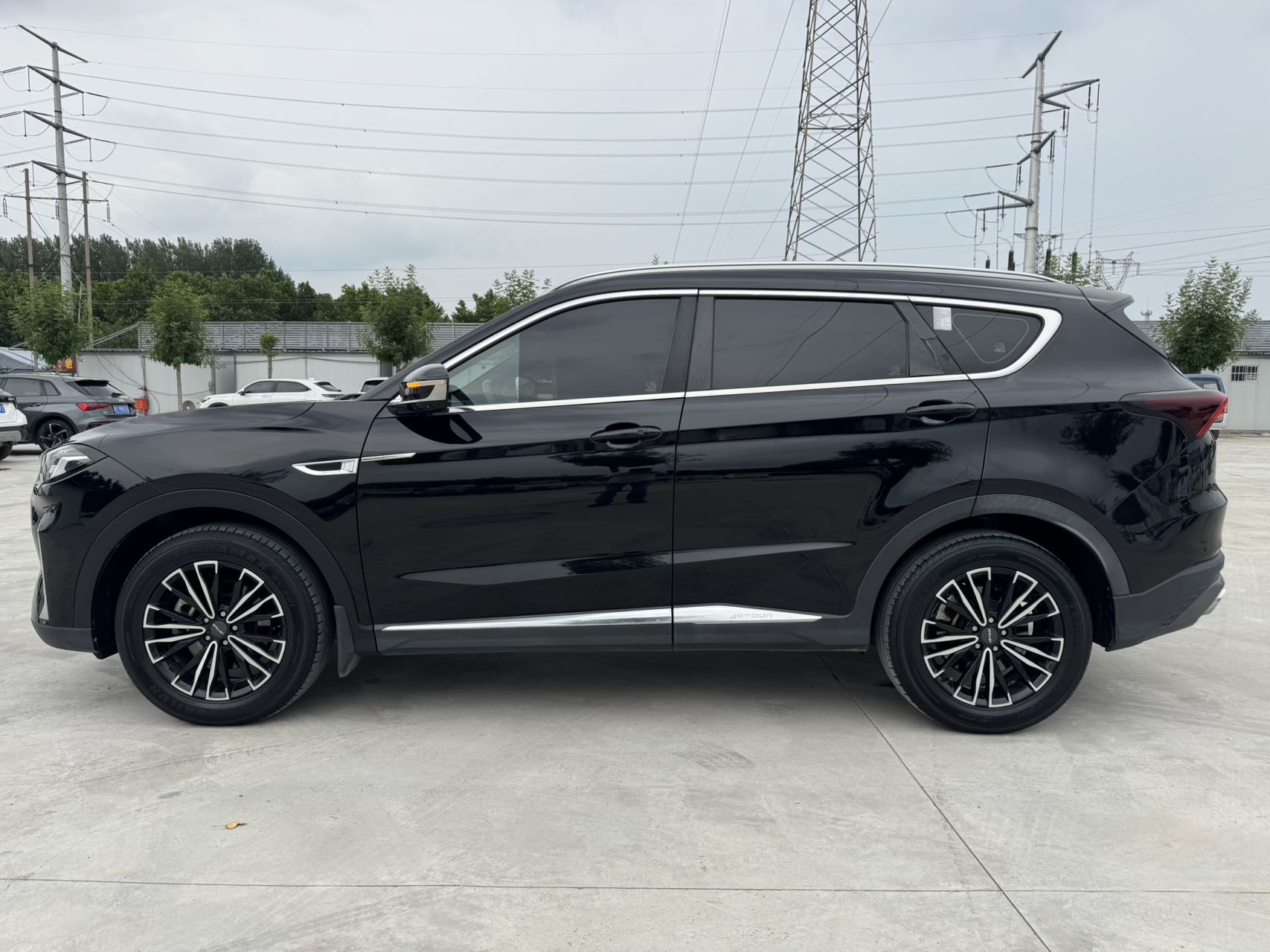 JETOUR 2021 X70 PLUS 1.5T Mountain 7-Seater