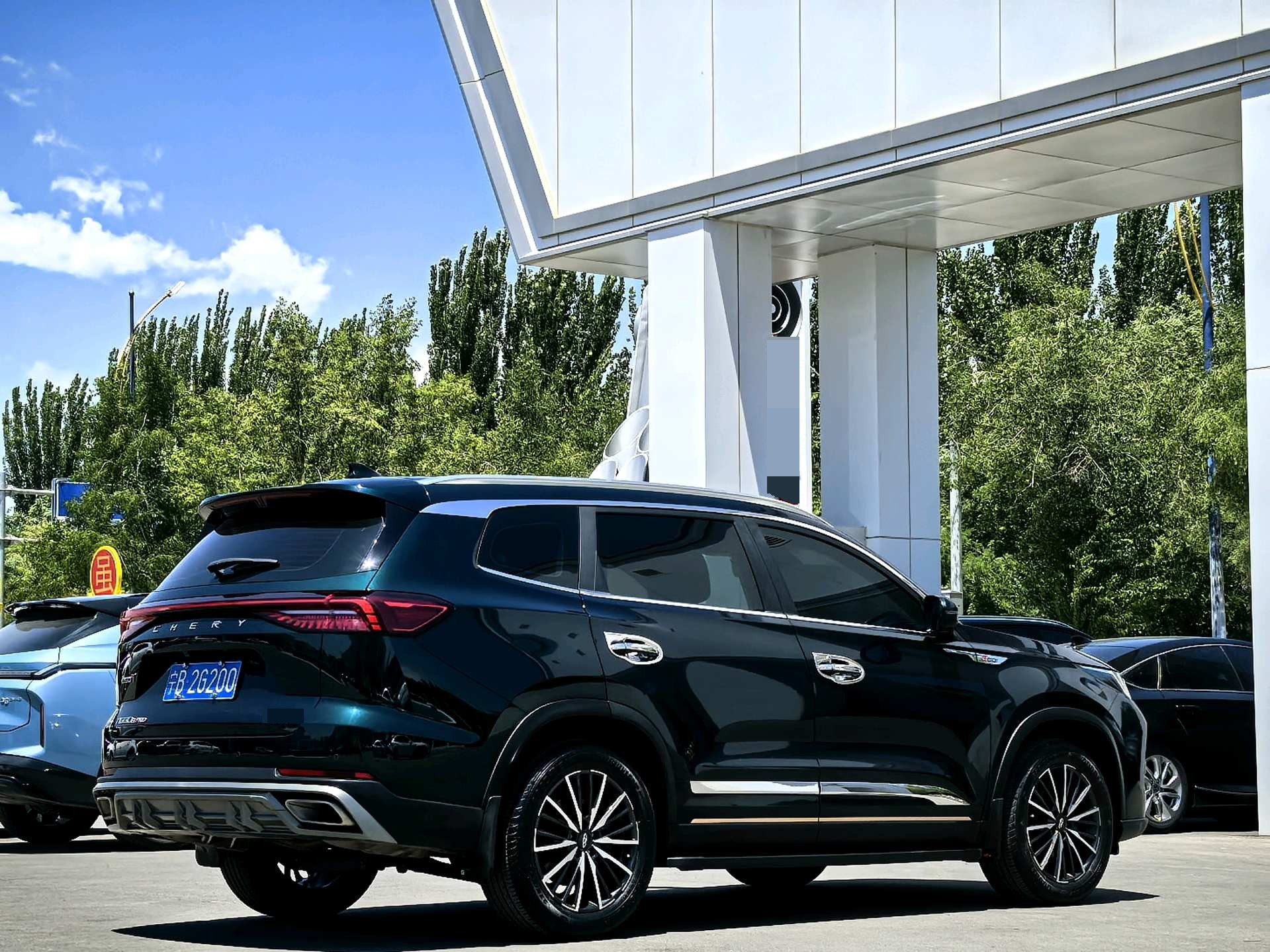 奇瑞 2022款 瑞虎8 PRO 1.6T 290T 两驱浩瀚版5座