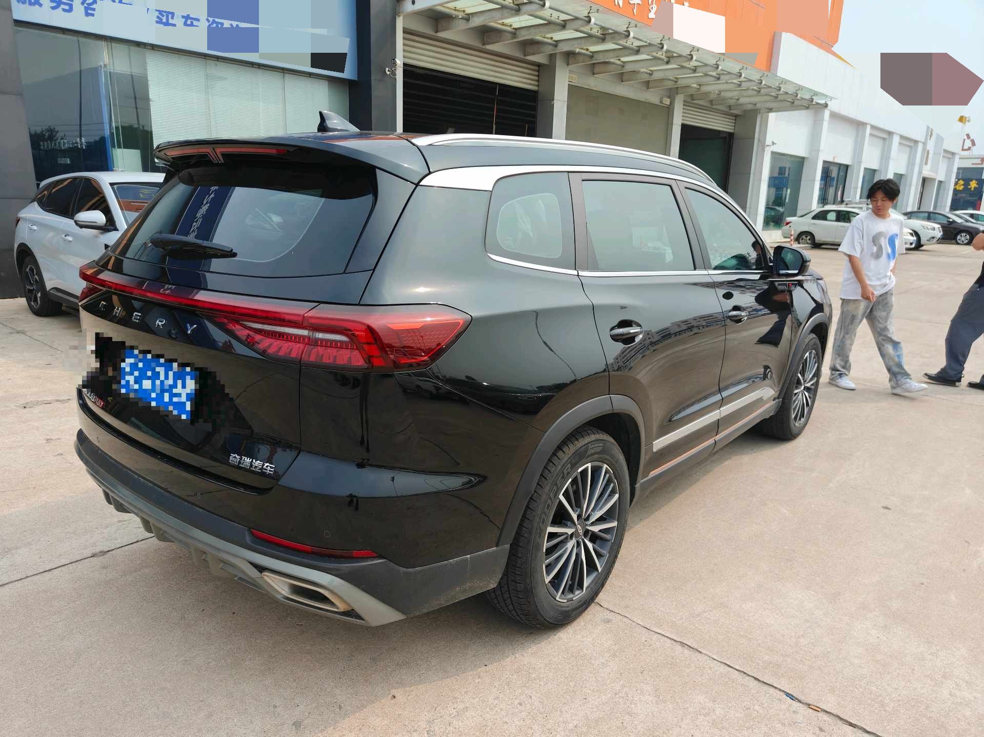 奇瑞 2024款 瑞虎8 PRO 1.6T 290T 冠军版两驱巅峰版5座