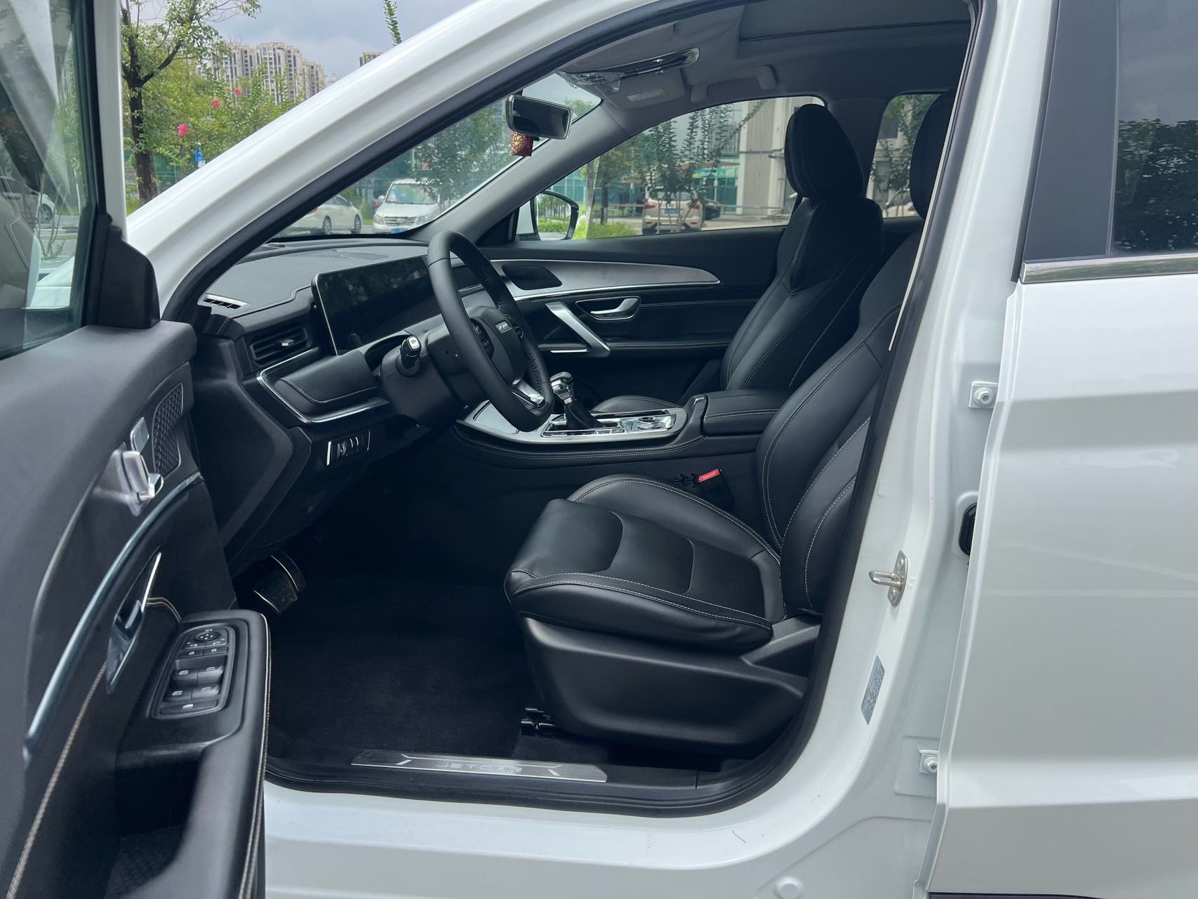 JETOUR 2021 X70 PLUS 1.5T Mountain 5-Seater