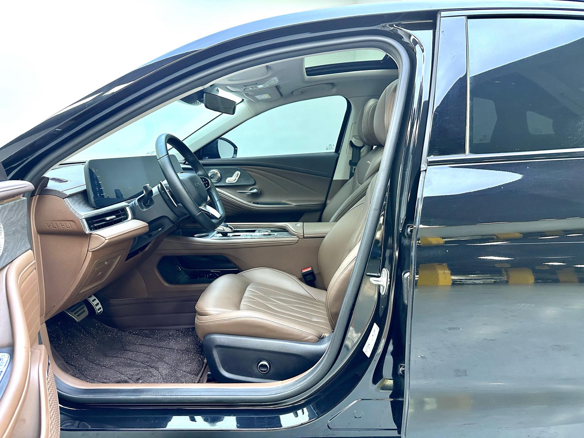 Chery 2025 Arrizo 8 2.0T Jin