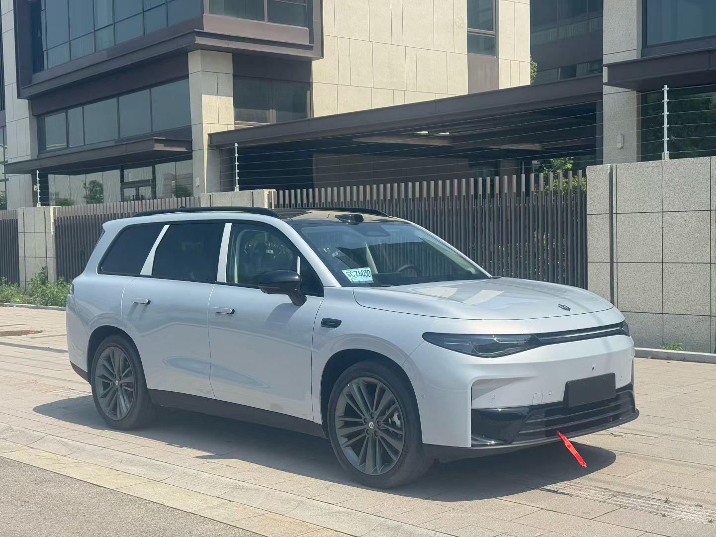 Leapmotor 2026 C16 630 LiDAR Ultimate 6-Seater