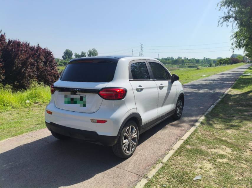 Leapmotor 2022 T03 Liuli Edition