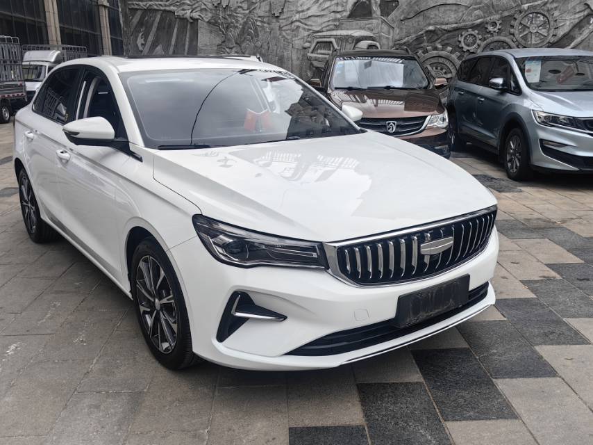 Geely 2025 Emgrand Sedan 1.5 CVT Premium