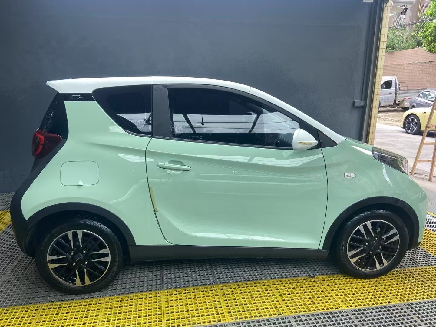 Chery 2022 eQ1 Sweet Pink Micro Sugar Edition LFP 30kW 301km