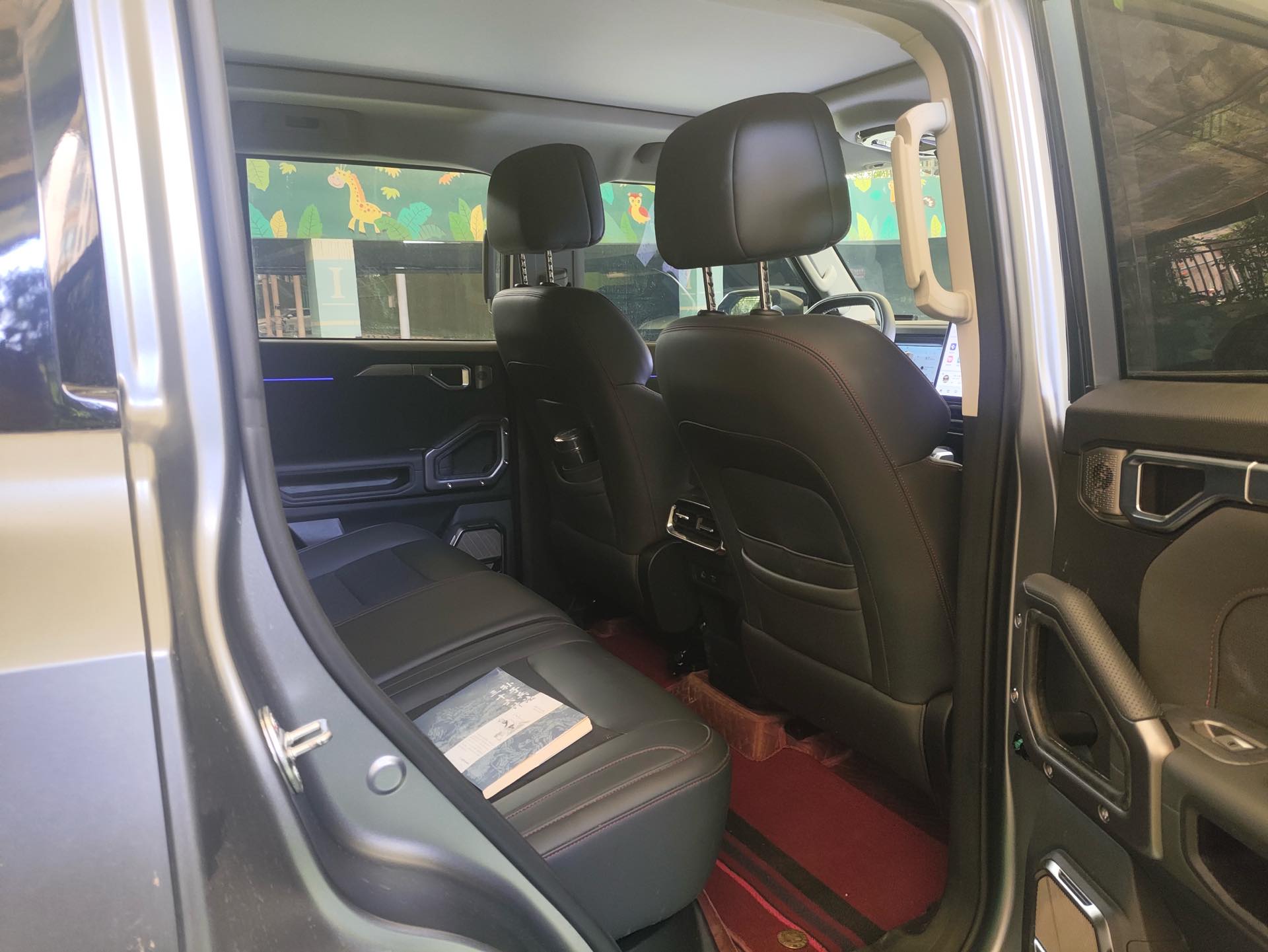 JETOUR 2023 Traveler 2.0T 4WD Cross PRO