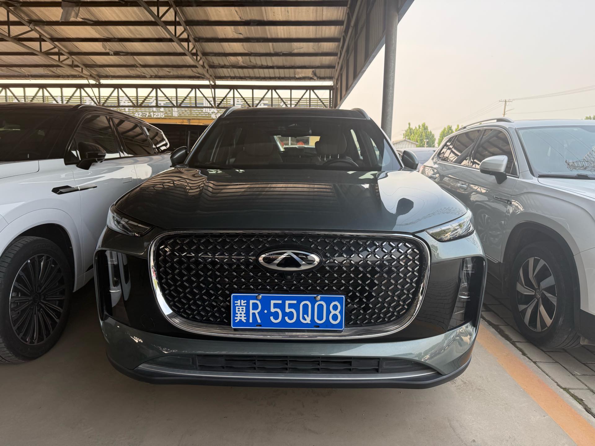 奇瑞 2025款 瑞虎8 PLUS 1.6TGDI 290TGDI 尊贵型