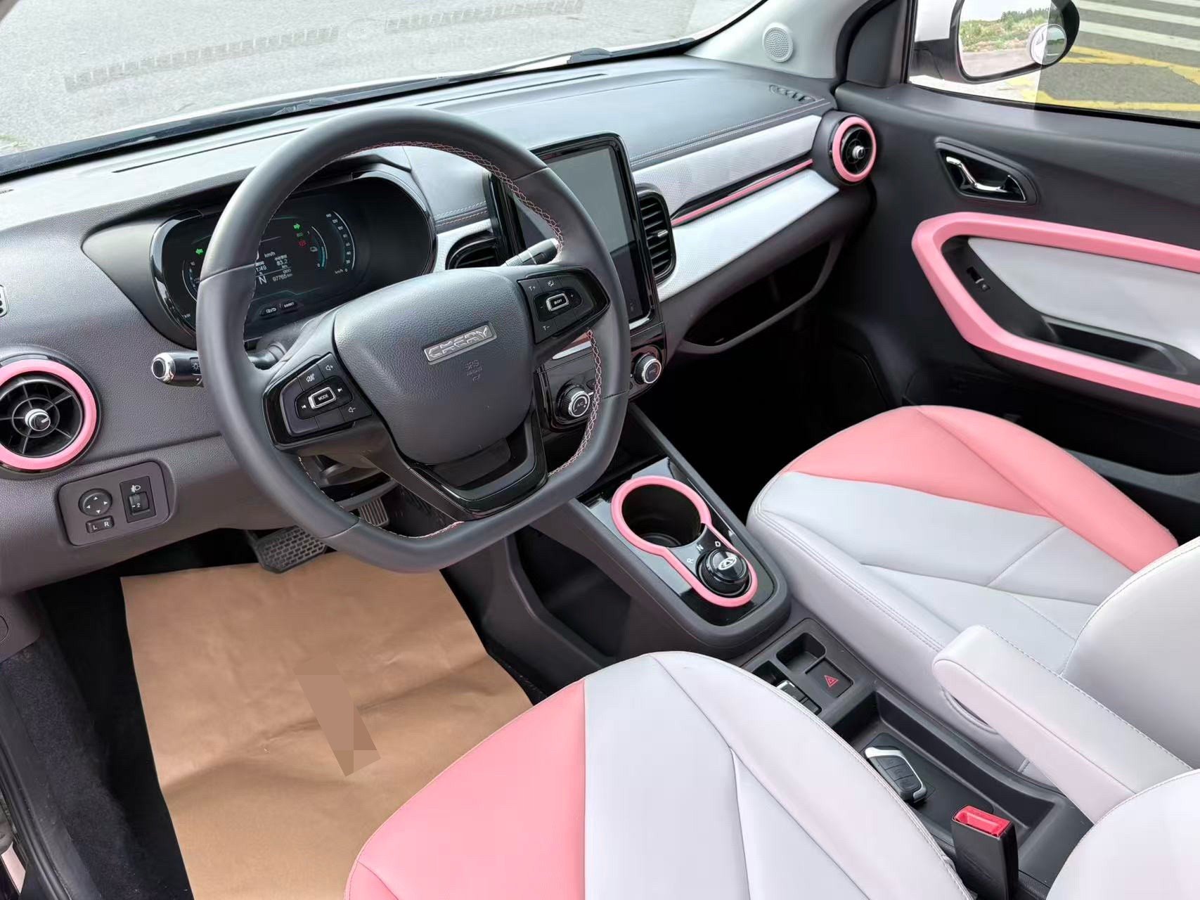 奇瑞 2022款 eQ1 甜粉款 半糖版 三元锂 30kW 301km