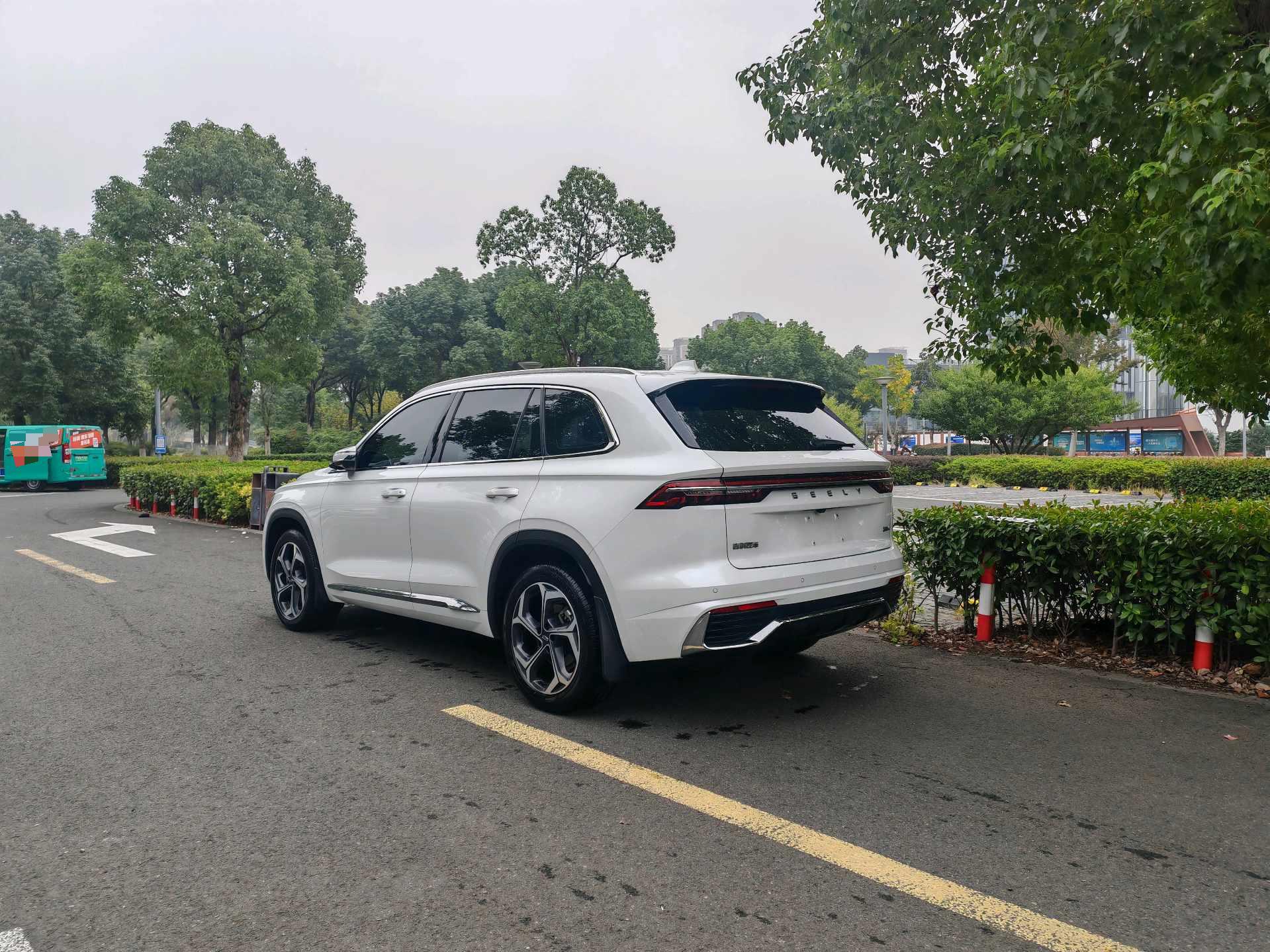 吉利 2021款 星越L 2.0TD EVO两驱尊贵型