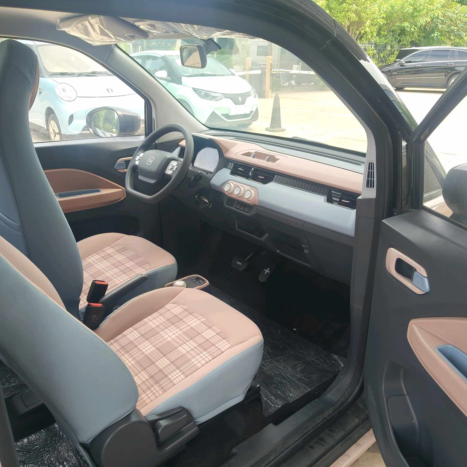 Chery 2024 QQ Ice Cream Youth Edition 205km Sundae