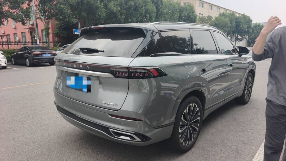奇瑞 2023款 瑞虎9 2.0T 400T 两驱豪华版5座
