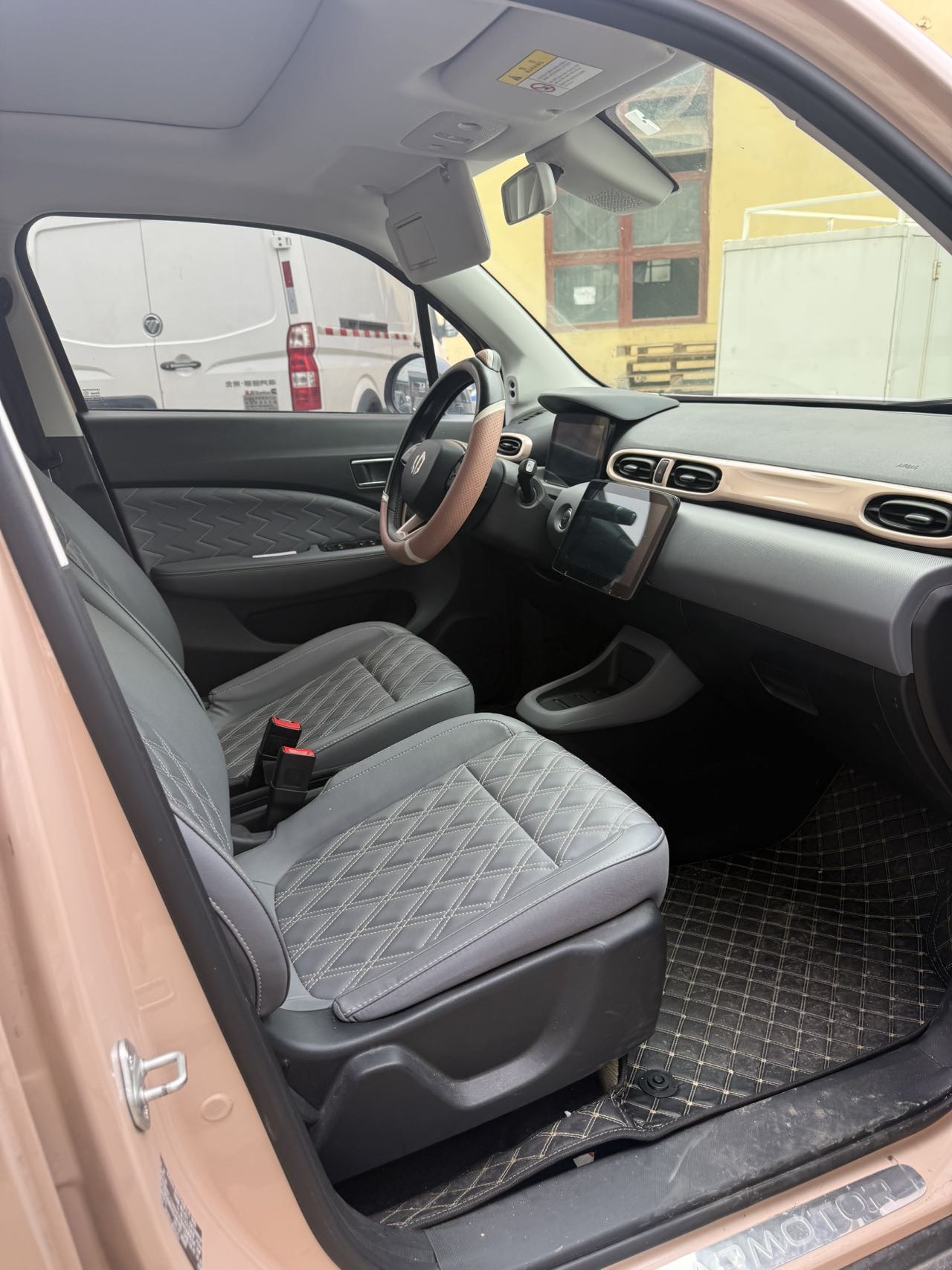 Leapmotor 2020 T03 400 Luxury Edition