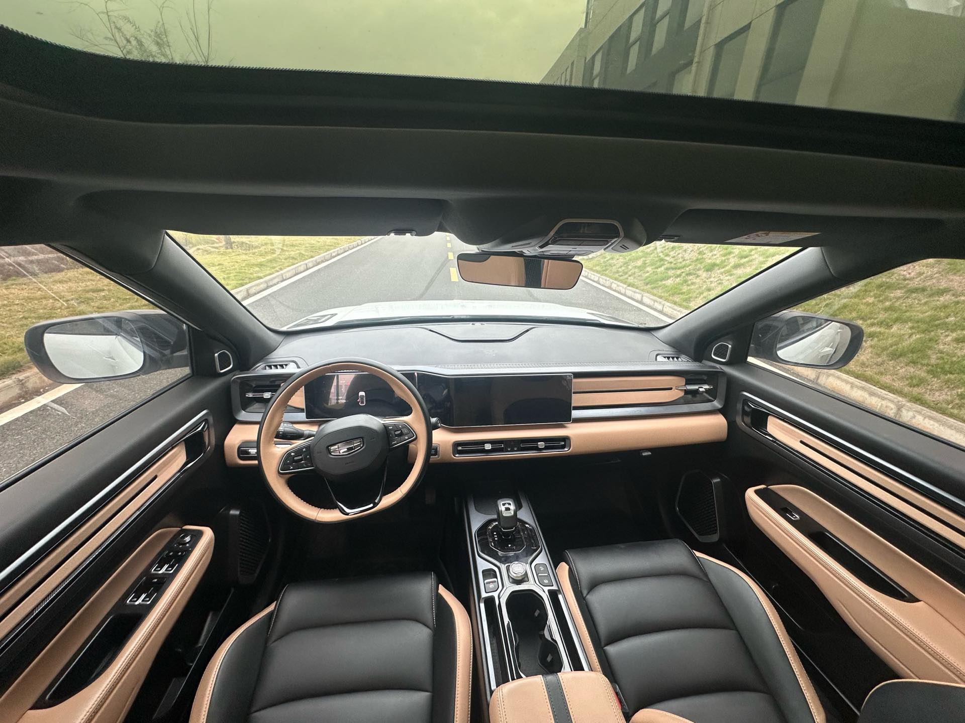 Geely 2023 Icon 1.5TD Hero