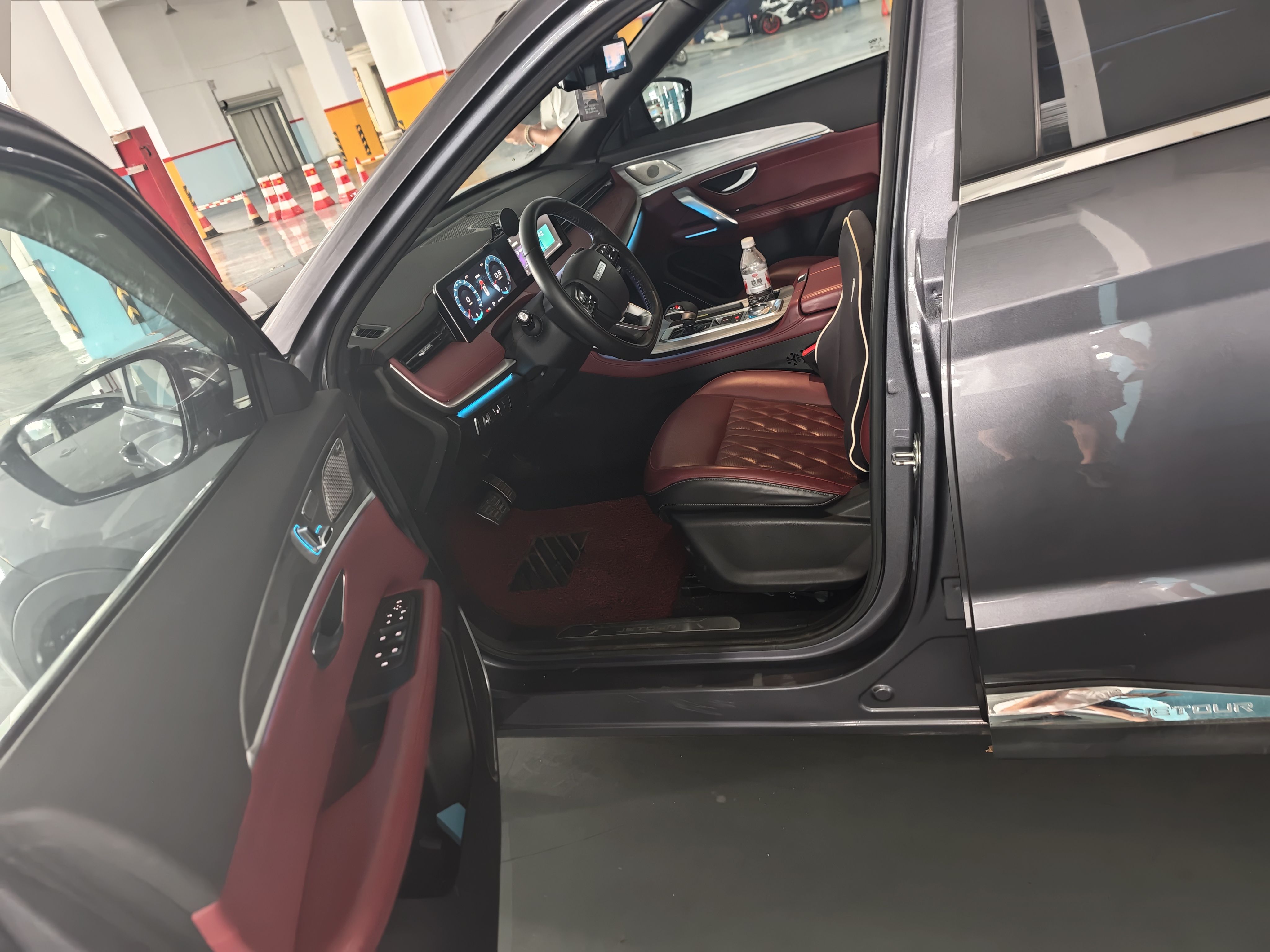 JETOUR 2023 X70 PLUS 1.5T Yongzhe PLUS 7-Seater