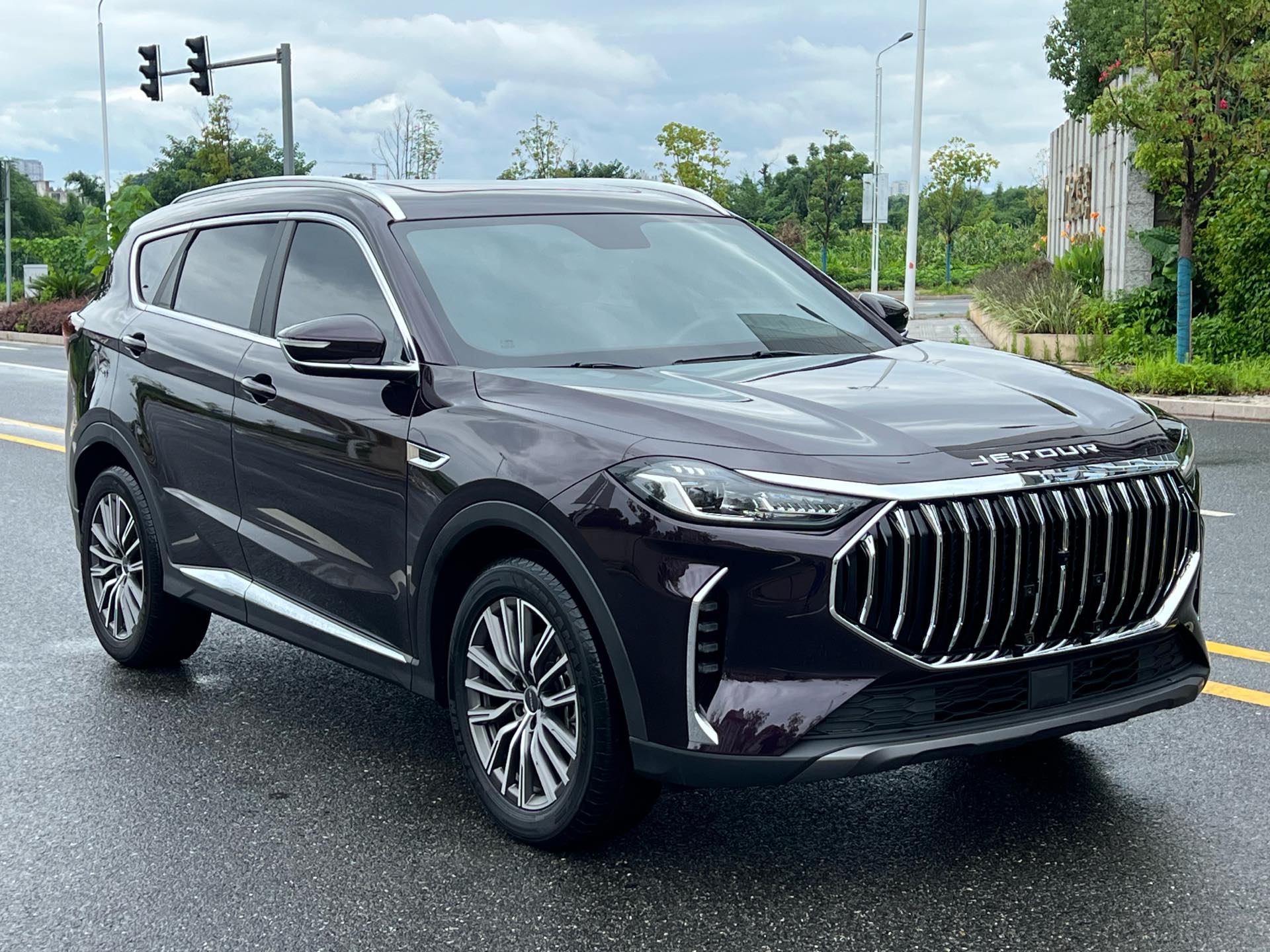 JETOUR 2023 X70 PLUS 1.5T Yongzhe PLUS 7-Seater