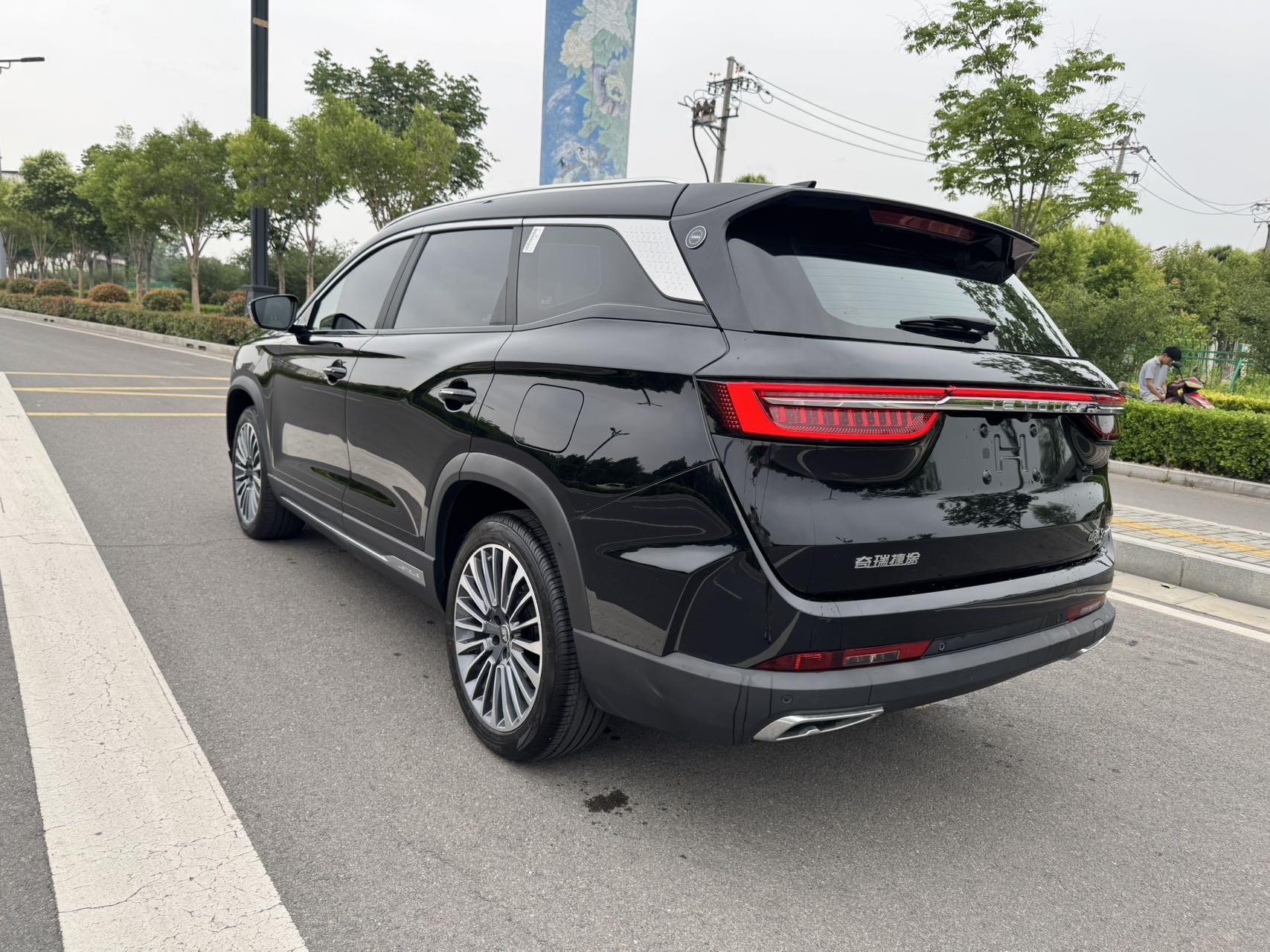 JETOUR 2023 Shanhai L9 1.5TD Pro 7-Seater