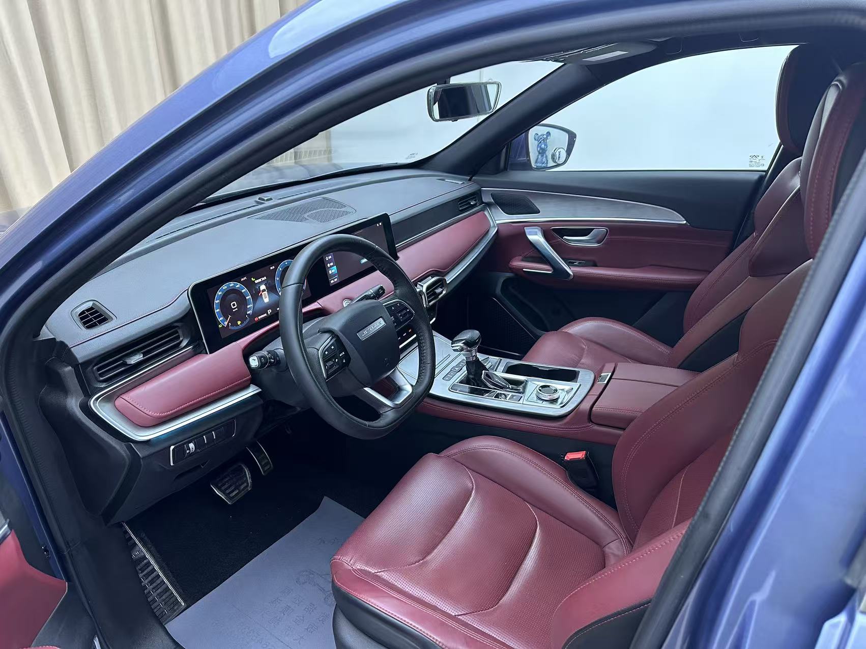 JETOUR 2022 X70 PLUS 1.5T CVT Mountain 5-Seater