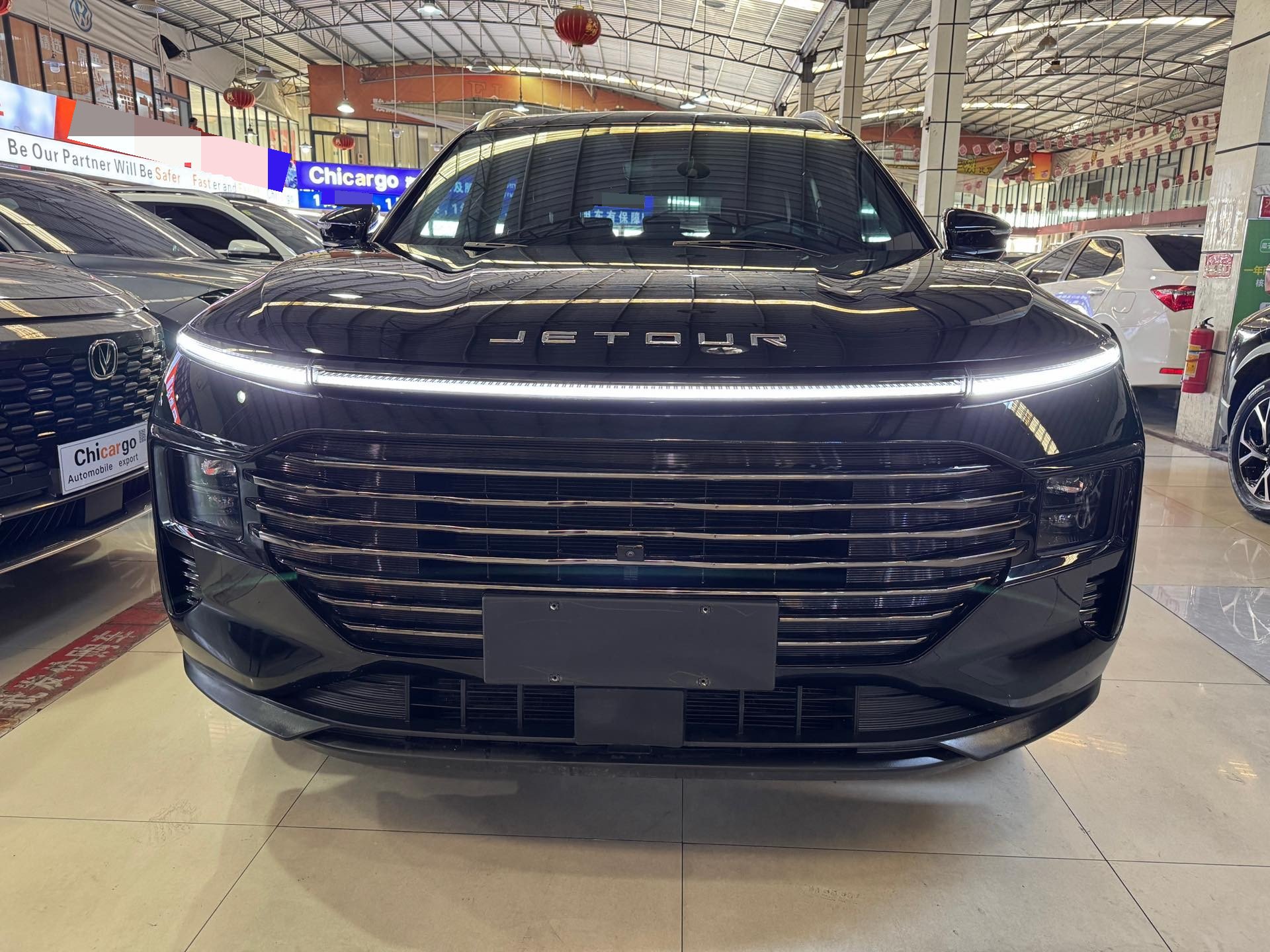 JETOUR 2025 X70 PLUS 1.5T Luxury Surge Edition 5-Seater