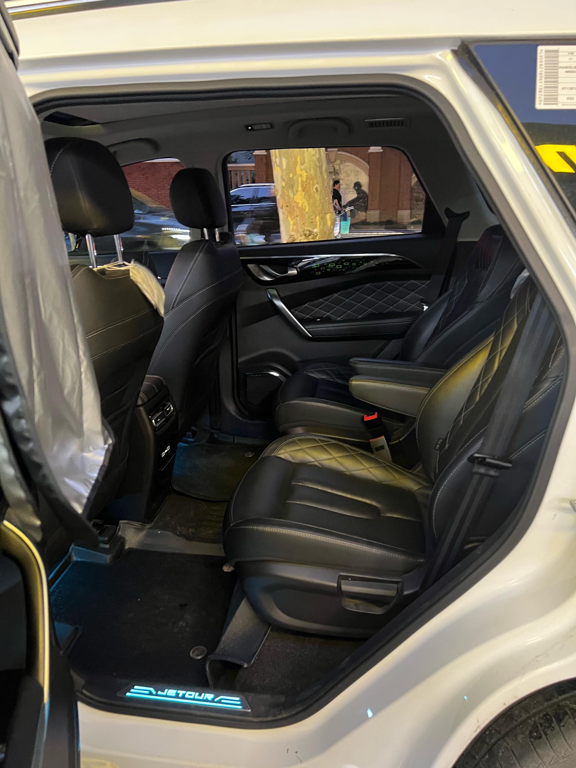 JETOUR 2020 X95 1.6T Explorer Pro 6-Seater